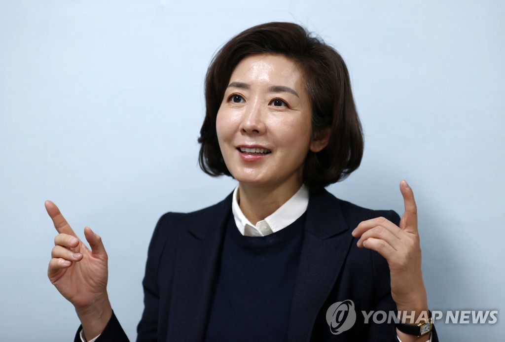 나경원, 등판 고심…野 당권레이스 지형 요동치나