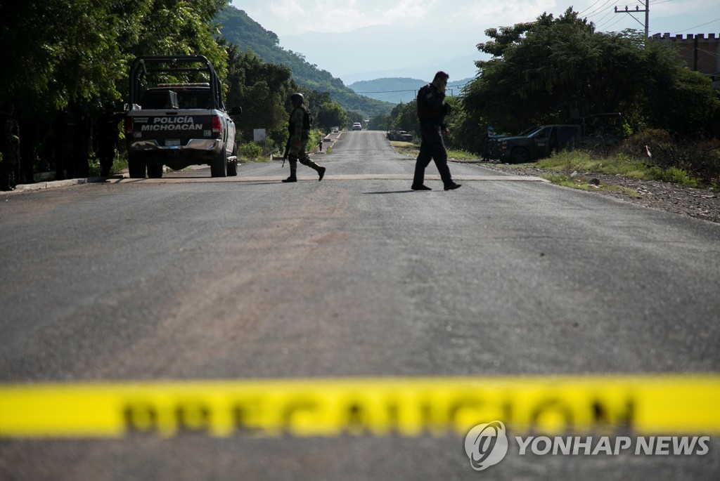 멕시코서 군경 노린 카르텔 '드론 폭탄' 공격 잇따라