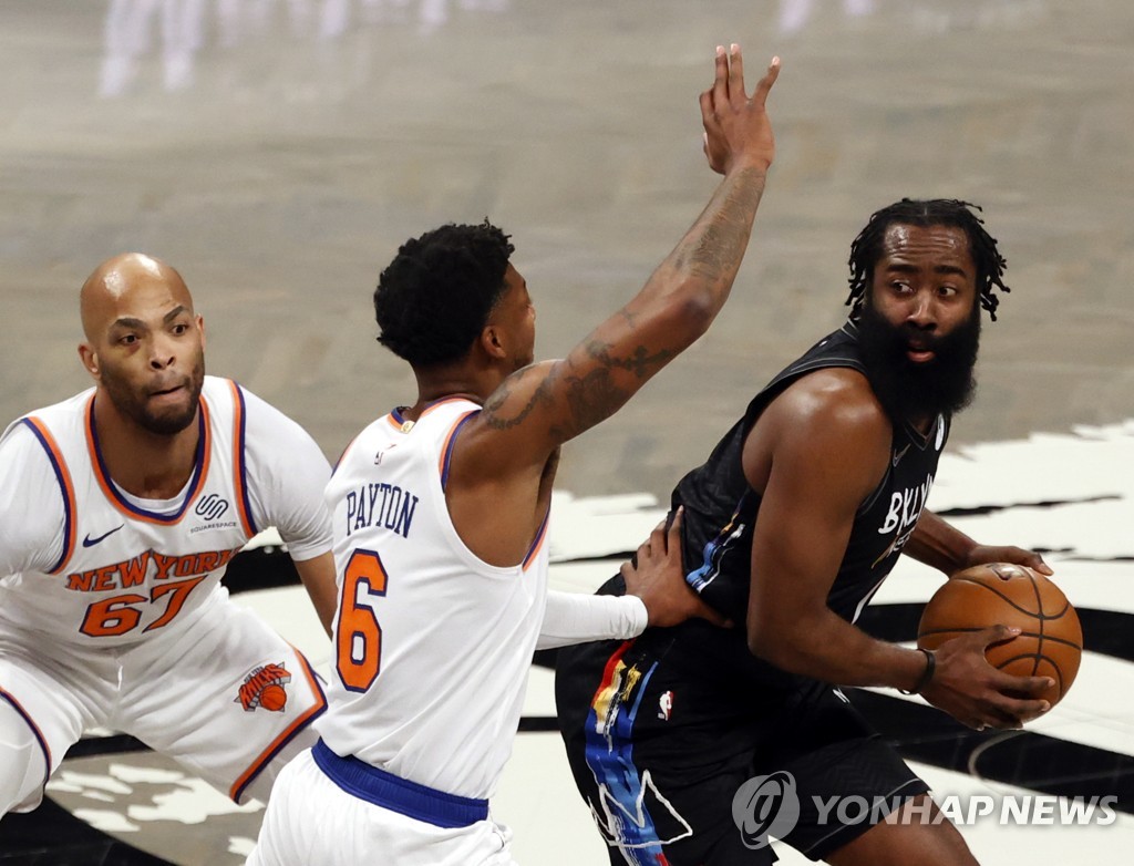 NBA 미네소타 1순위 신인 에드워즈 19점…'신인왕 보인다'