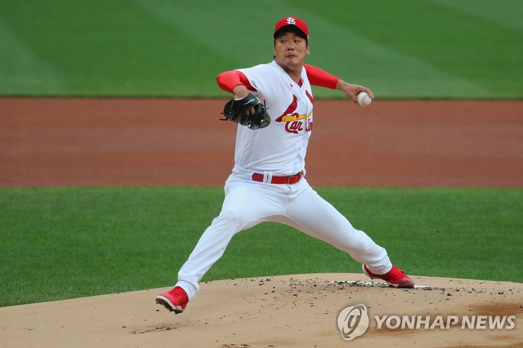 MLB닷컴, 김광현 5이닝 1실점 '짠물투'에 "견고한 피칭"