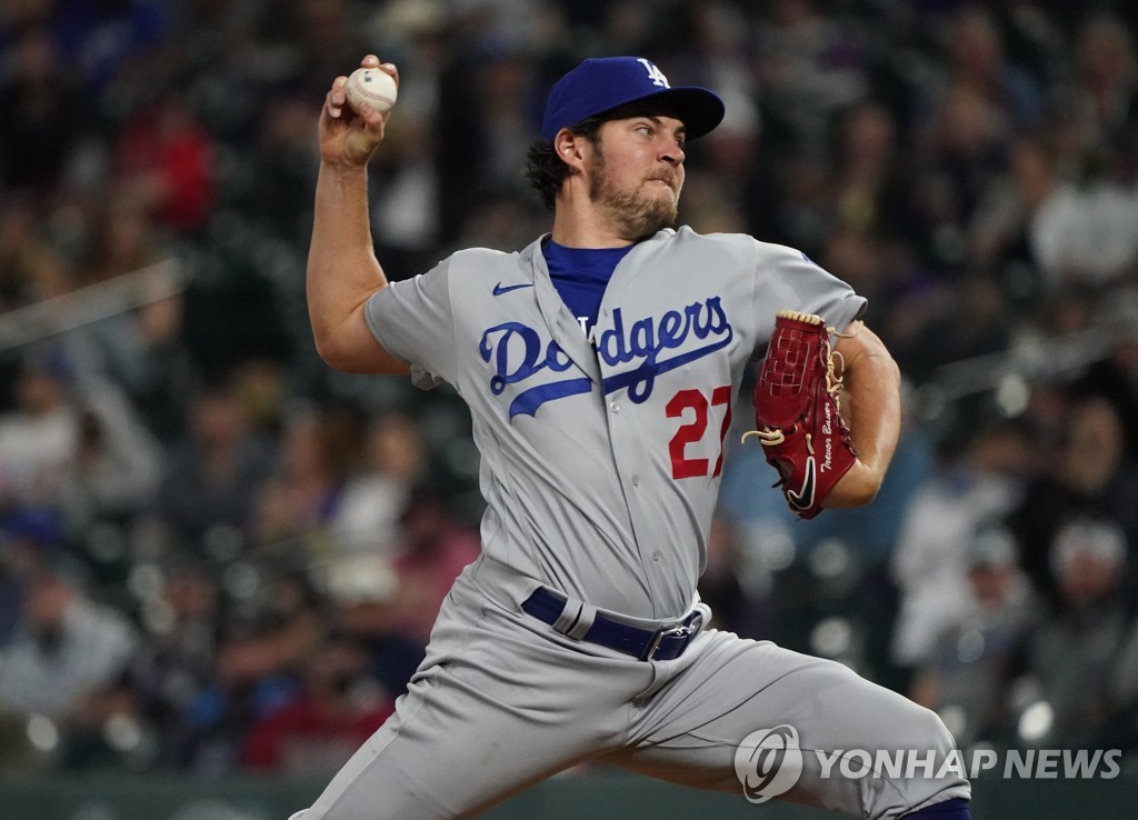 MLB 다저스 바워, 7회 노히트 깨진 뒤 홈런 2방에 4실점