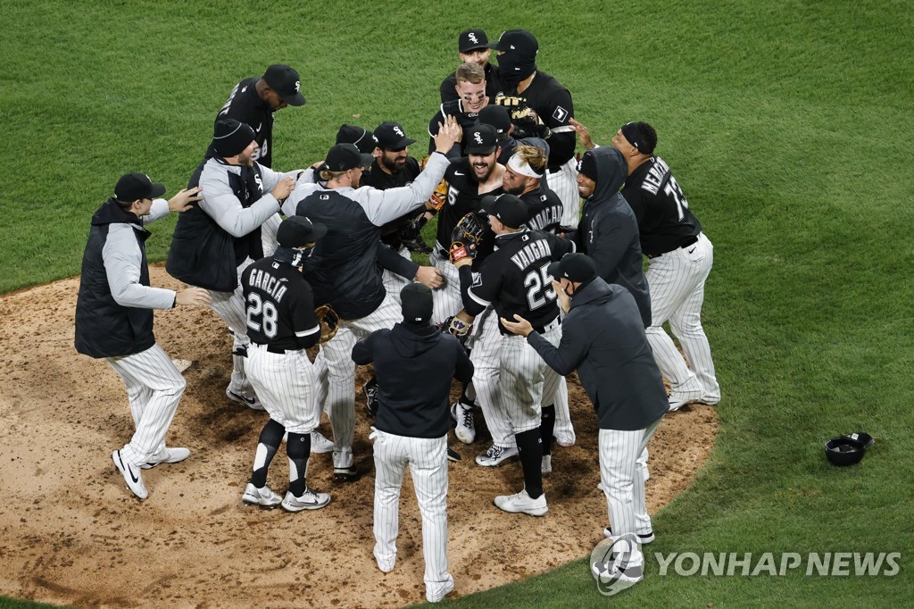 9회에 깨진 퍼펙트…로돈, 클리블랜드 상대로 노히트노런 대기록