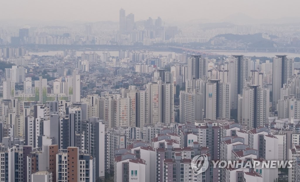 서울 초고가 아파트 가격조정 움직임…'15억원 수렴' 분위기도