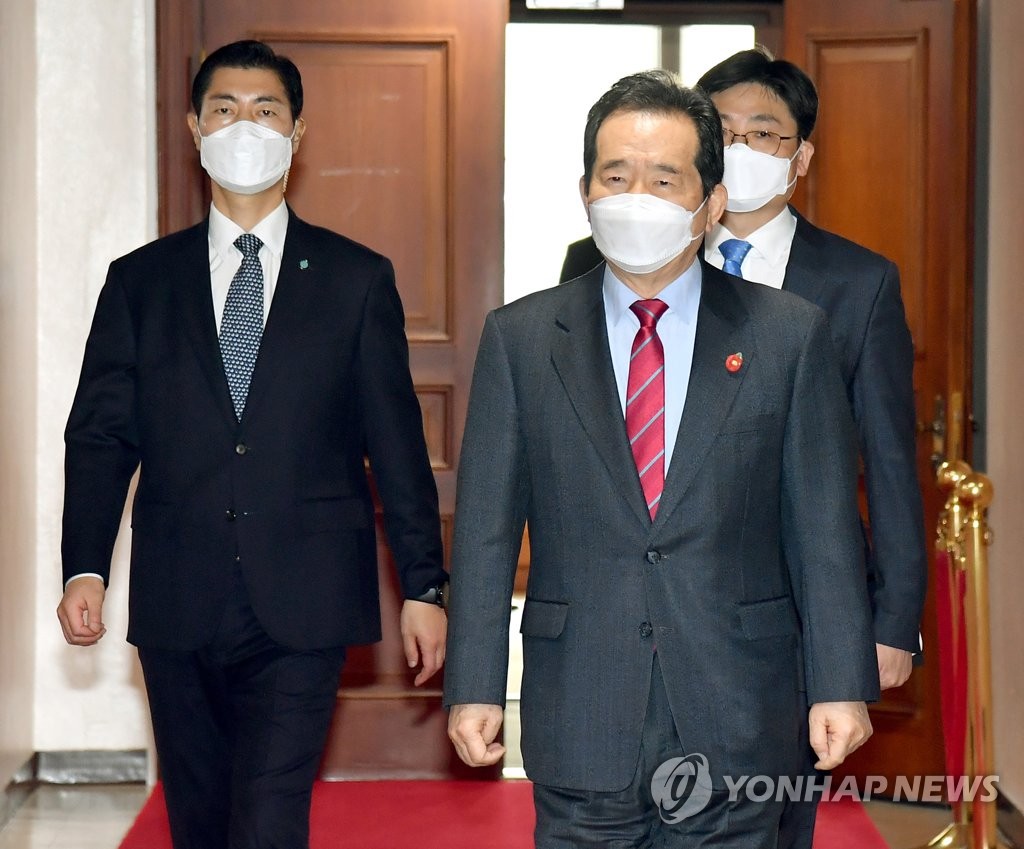 정총리 "얀센·노바백스·모더나 백신 조기도입 총력 추진"