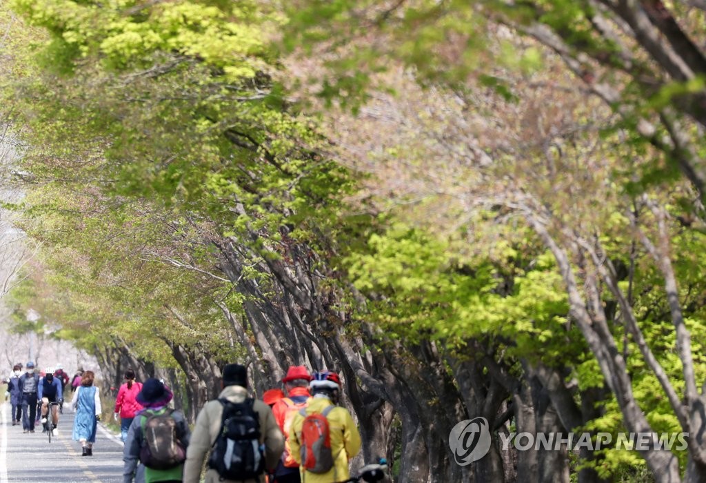 강원 산지·동해안 빗방울…영서 내륙 큰 일교차