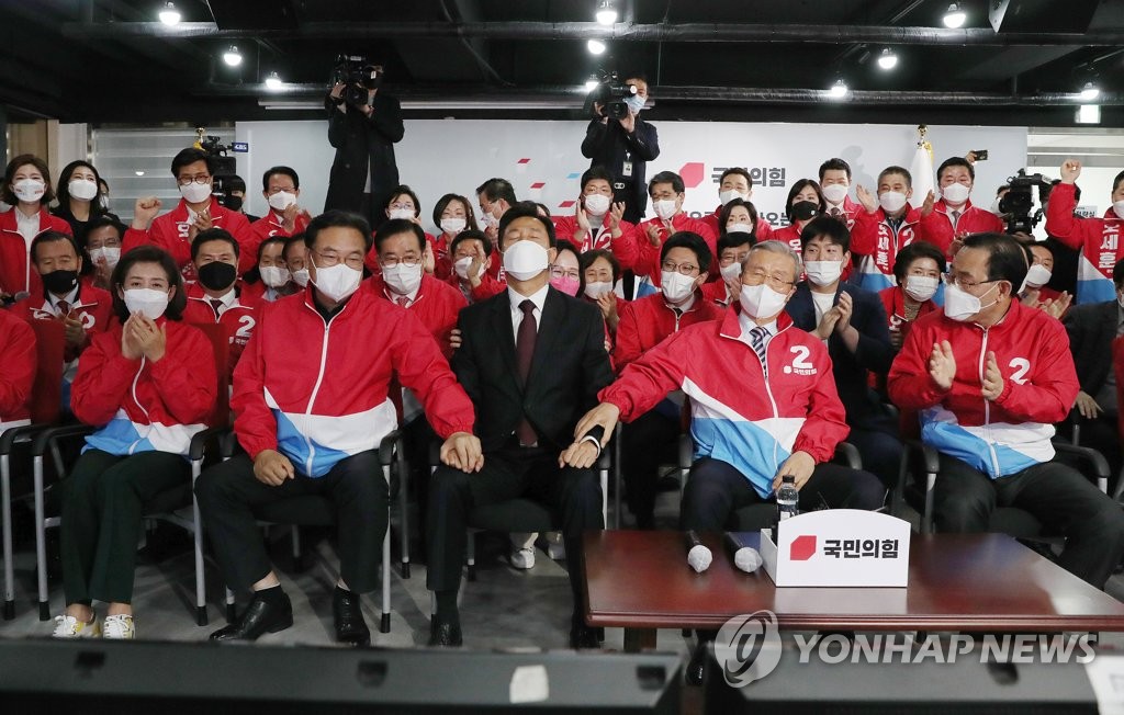 野초선들 당권경쟁 앞두고 집단성명…"영남당 극복하자"