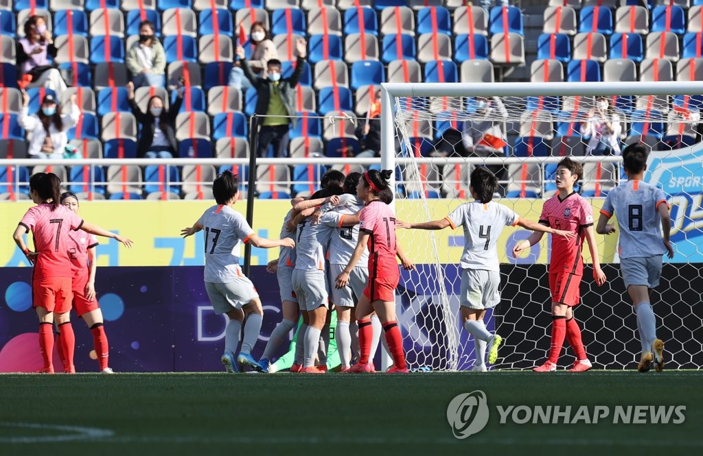 한국 여자축구, 중국에 1-2 패배…멀어진 '도쿄행 티켓'
