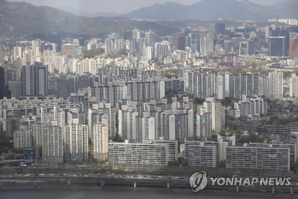 서울 초고가 아파트 가격조정 움직임…'15억원 수렴' 분위기도