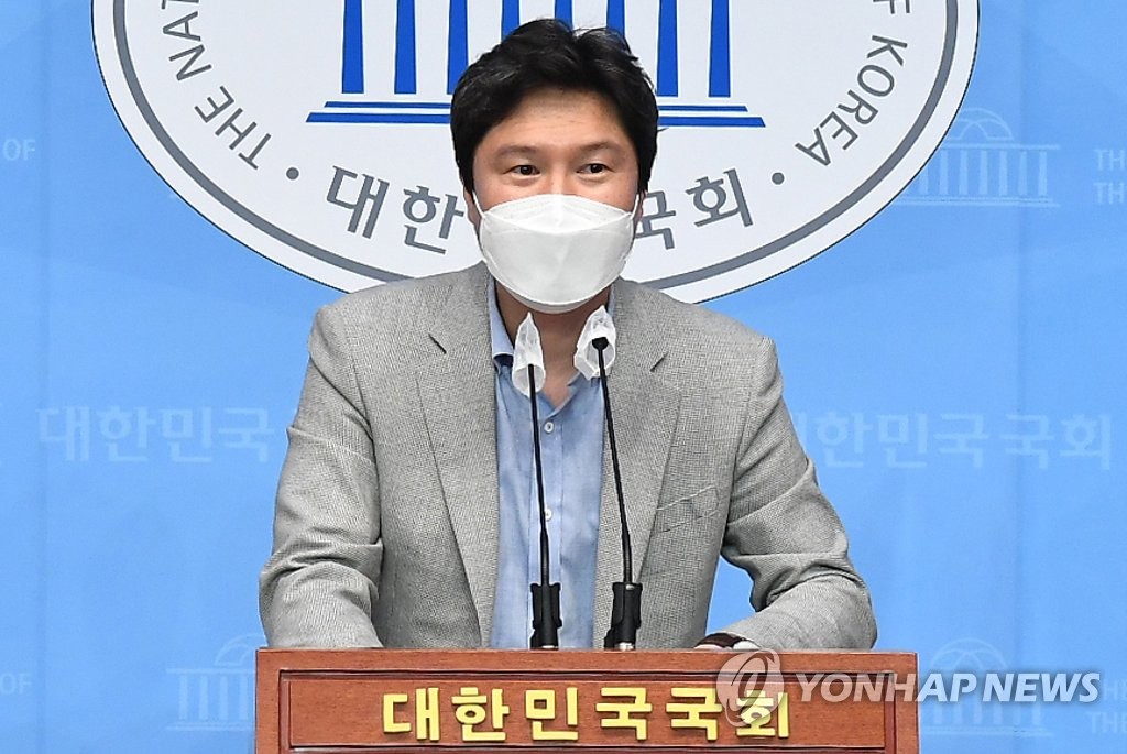 조응천·김해영, '침묵' 주류·강성당원 싸잡아 비판(종합)