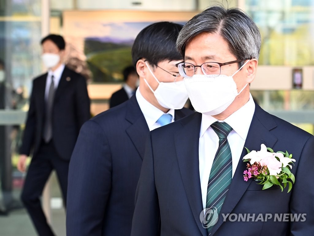 김명수 "국민의 정서적 아픔·상처 보듬는 게 좋은 재판"(종합)