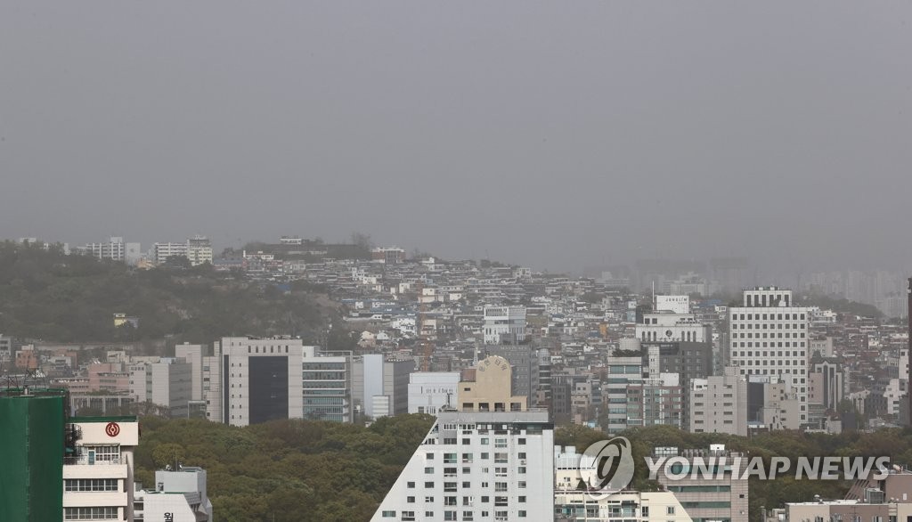 황사 백령도서 관측…오후에 전국 확대