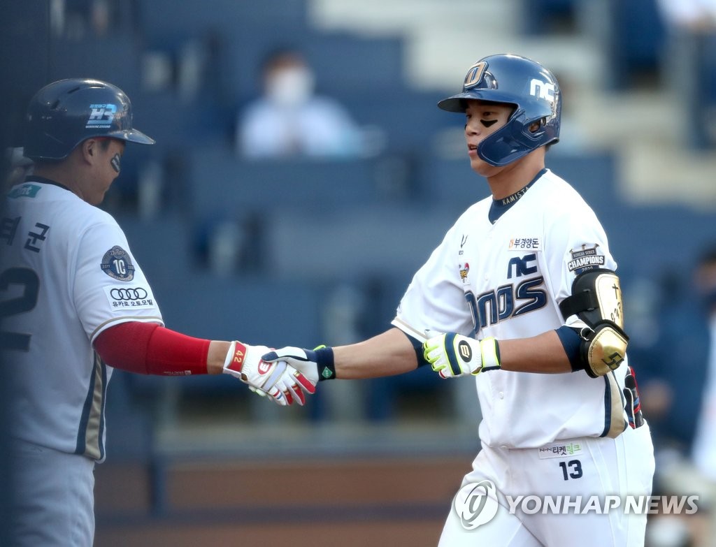 투수→수술→군대→내야수…먼 길 돌아 빛 보는 NC 박준영