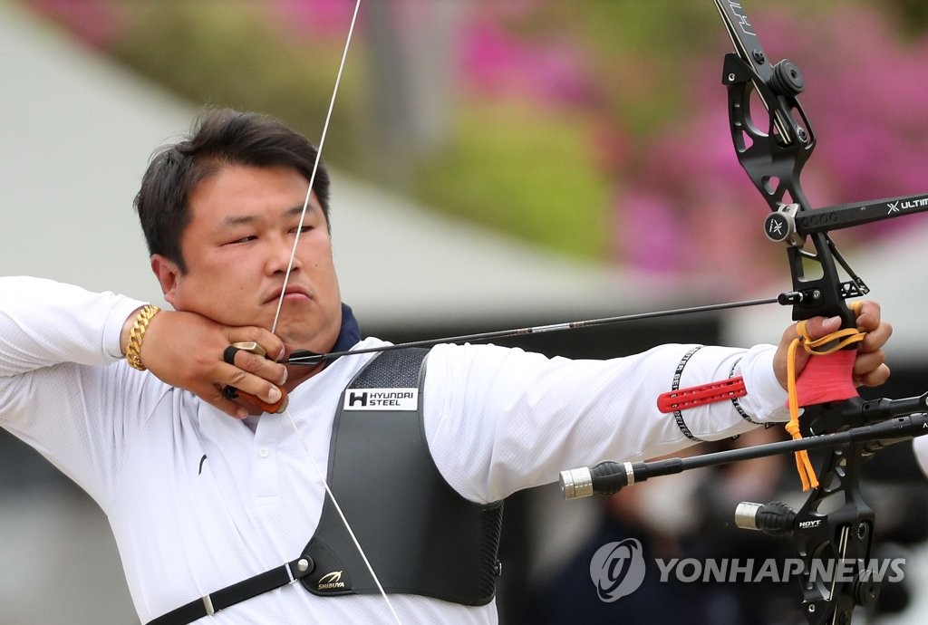 여전히 배고픈 양궁 김우진과 오진혁…'못 가진 금메달' 정조준