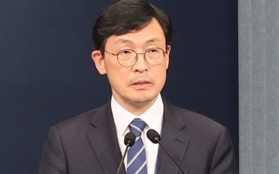 이호승 靑 정책실장 "부동산 가격 상승 한국만의 문제 아냐"