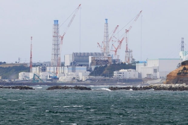 동일본 대지진 때 원전 사고를 일으킨 도쿄전력 후쿠시마 제1 원전을 나미에에서 촬영한 사진. /연합뉴스