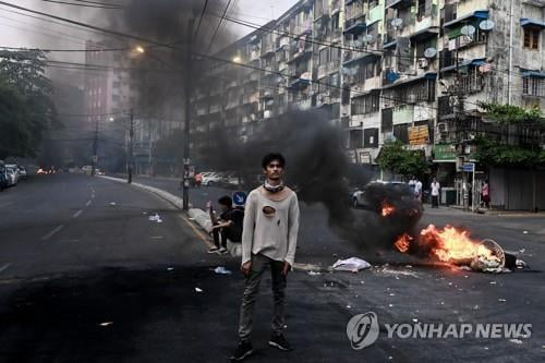 외교부 "중요 업무 없으면 미얀마서 떠나달라"…교민에 요청