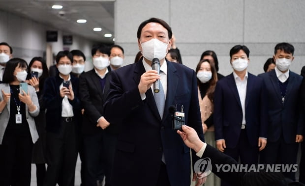 윤석열, 사전투표로 첫 공개일정…安·劉도 '한표'