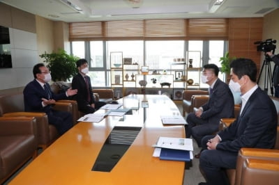 송철호 울산시장, 국토부에 '강동 임대주택 공급' 재고 요청