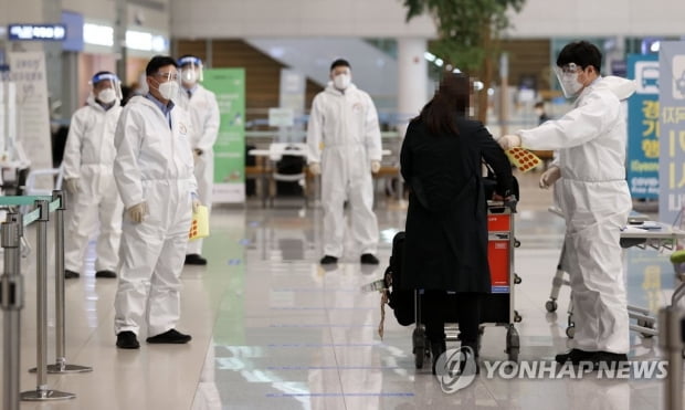 변이 감염 41명↑ 총 330명…남아공 변이 지역감염 서울서 첫 확인