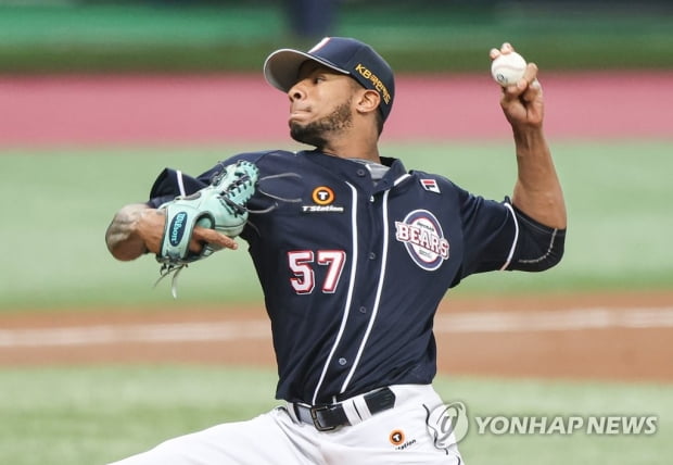 Doosan’s infield perfect defense and Samsung’s 4th straight victory without hesitation