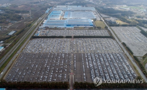 반도체 세계대전에 빨려든 대한민국…위기냐 기회냐