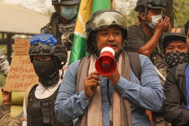 미얀마 반쿠데타 거리시위 지도자 3인 중 한 명 군부에 체포