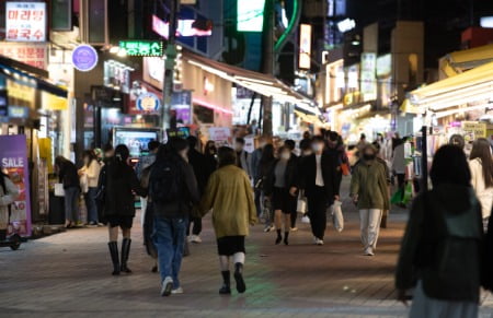 오늘 확진자 600명대 중후반 예상…정부 '핀셋방역' 나설 듯