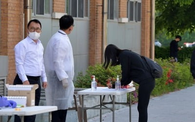 서울 학교 '이동형 검사' 첫날, 중고생 등 702명 모두 음성