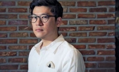 '불법 촬영·폭행 혐의' 가수 정바비, 검찰에 송치