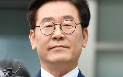 이재명 "대북전단 살포는 불법 과격 행위, 엄정 대처 촉구"