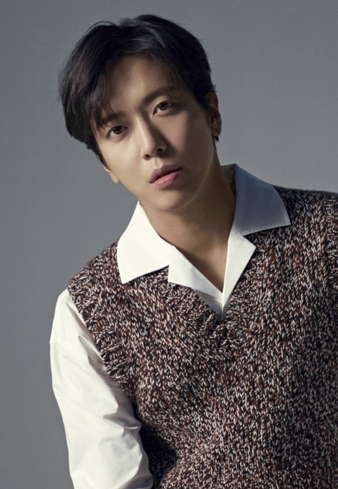 정용화, 6월 20일 온라인 팬미팅 ‘용스테이’ 개최