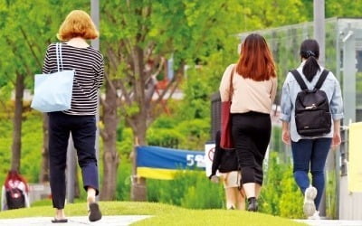 '6만명 미달' 위기의 대학…퇴출 본격화