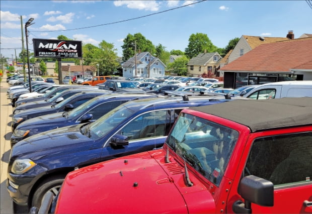 미국 뉴저지주 리틀페리의 중고차 매매단지.  조재길 특파원 
