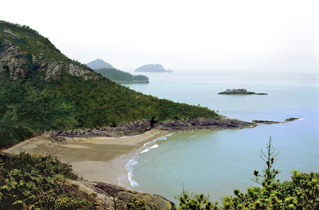 [영화 속 그곳] 자산(玆山)과 흑산(黑山)