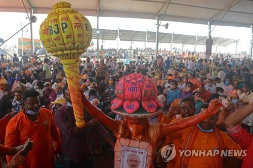 모디 총리로 향하는 코로나 민심 분노…'철옹성 위상' 흔들리나