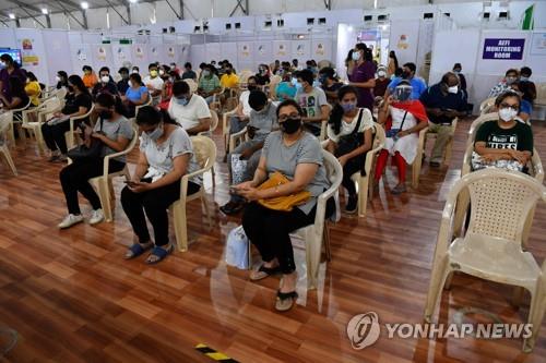 봉쇄령 속속 도입하는 印지방정부…신규 확진 수는 이틀째 줄어