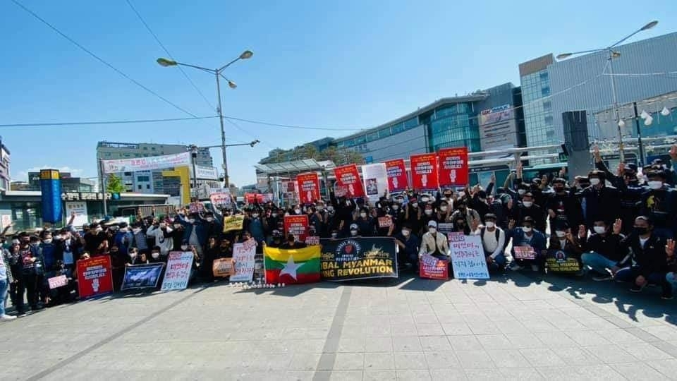 "동화책 수익금이 미얀마 민주주의를 응원해줄 수 있어요"