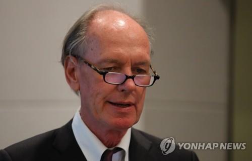 한미 친선단체장 "미국, 한국과 코로나 백신 스와프 필요"