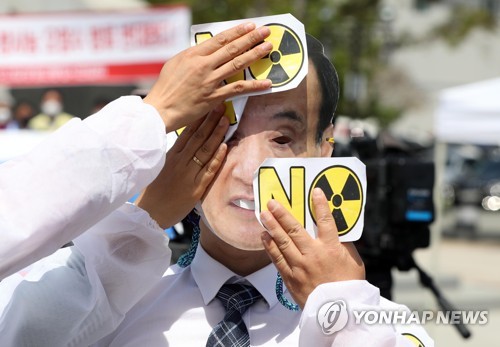 중국, 일본 오염수 문제에 "모래에 머리 묻는 타조 되지말라"