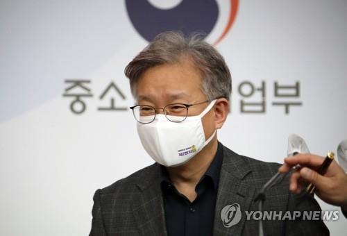 [일문일답] 권칠승 "16만명 초초저금리 대출…스타트업 스톡옵션 세제혜택"