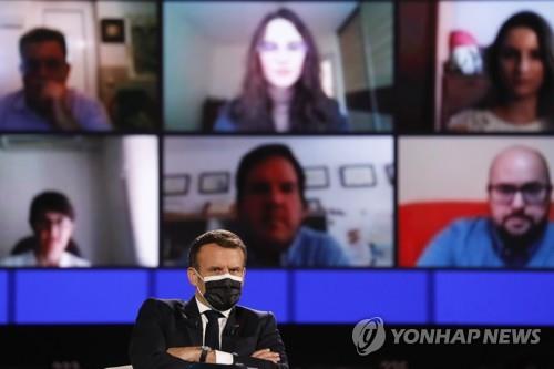 마크롱 "EU, 투자 결정 더 빠르게 내려야…미국에서 영감받자"