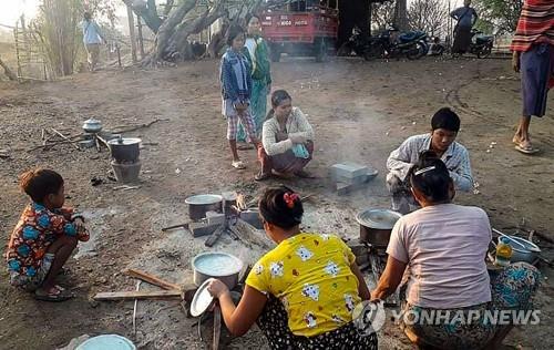 미얀마 군부 "무장투쟁 좌시 안 해"…시민방위군 소탕작전