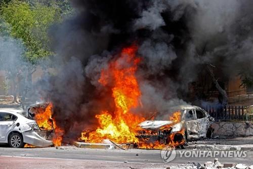 이스라엘-하마스 이틀째 치열한 화력전…"가자 사망자 25명"(종합)