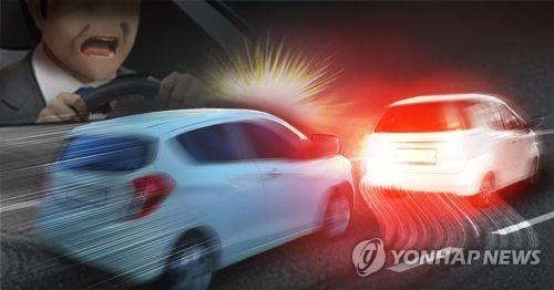 서행하는 택시 추월 후 급정차해 추돌…벌금 300만원