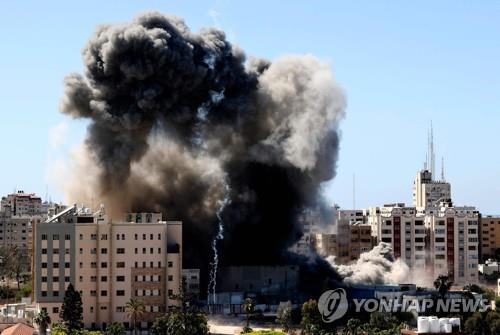 이스라엘군 외신건물 폭격에 백악관 "언론 안전보장 가장 중요"