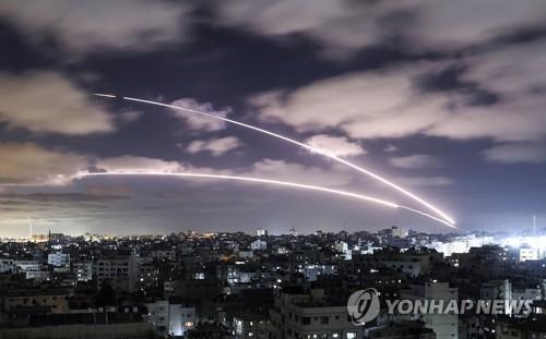 이-팔 격돌 열흘째 '휴전여부 촉각'…가자지구 사망자 219명