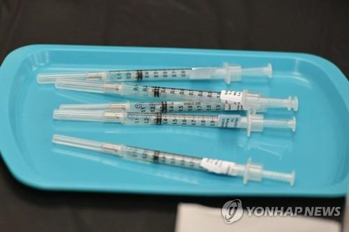 백신 많은 미 "약병에 남는 백신 버릴 각오하고 최대한 맞혀라"
