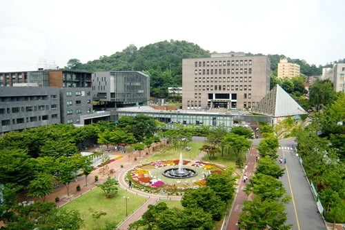 숭실사이버대학교, 학비·시간 부담 없이 평생 무료로 공부하는 특화 혜택 지원