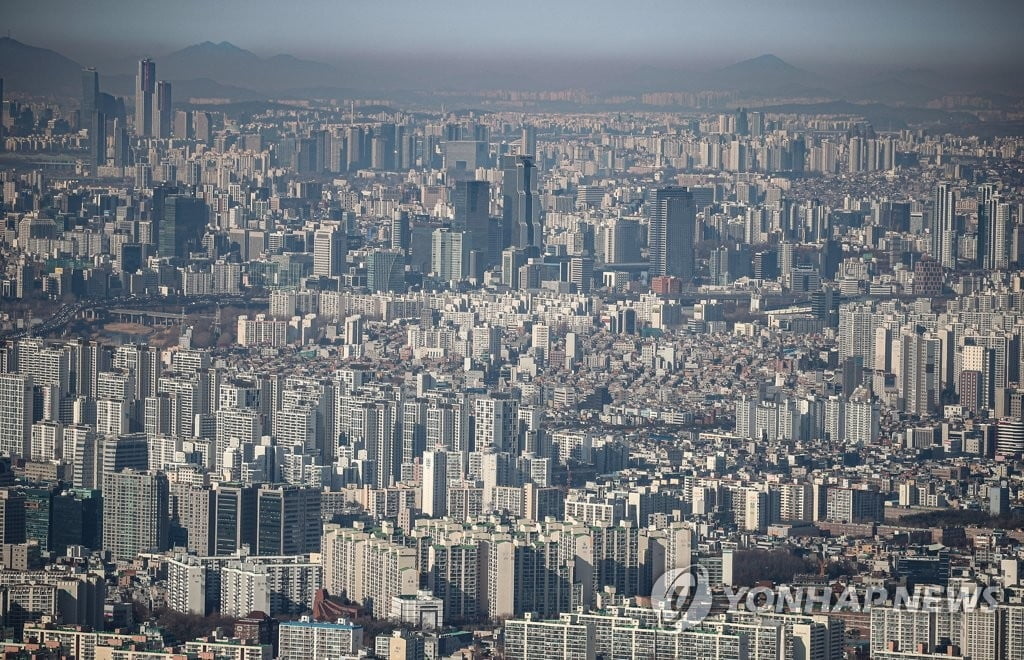 서울 전세 줄고 월세·반전세 늘었다…서민 월세 부담 증가