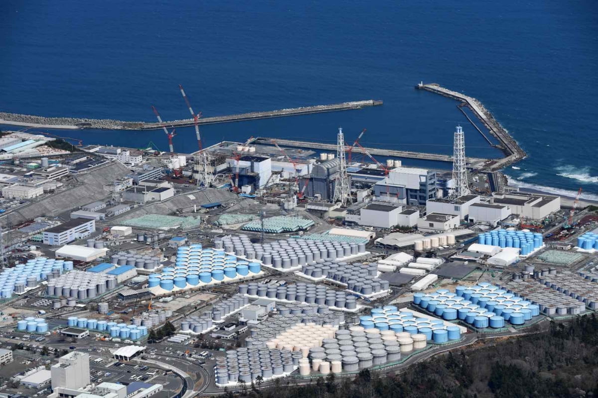 日 후쿠시마 오염수 원전 1㎞ 떨어진 곳 방류 검토 [글로벌뉴스]